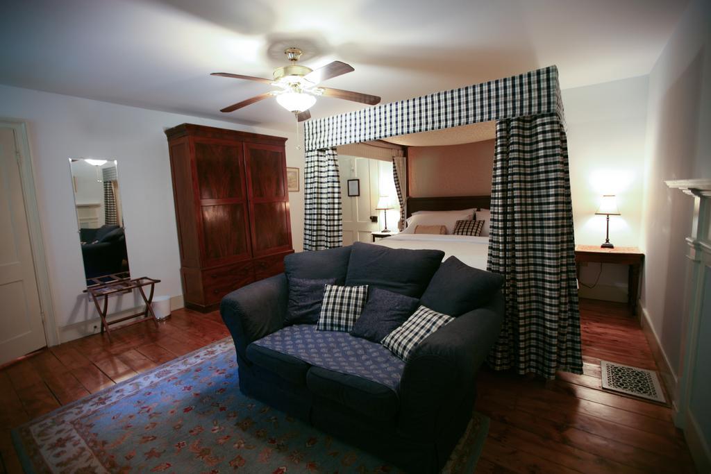 The Stone House Bed And Breakfast Hurley Номер фото
