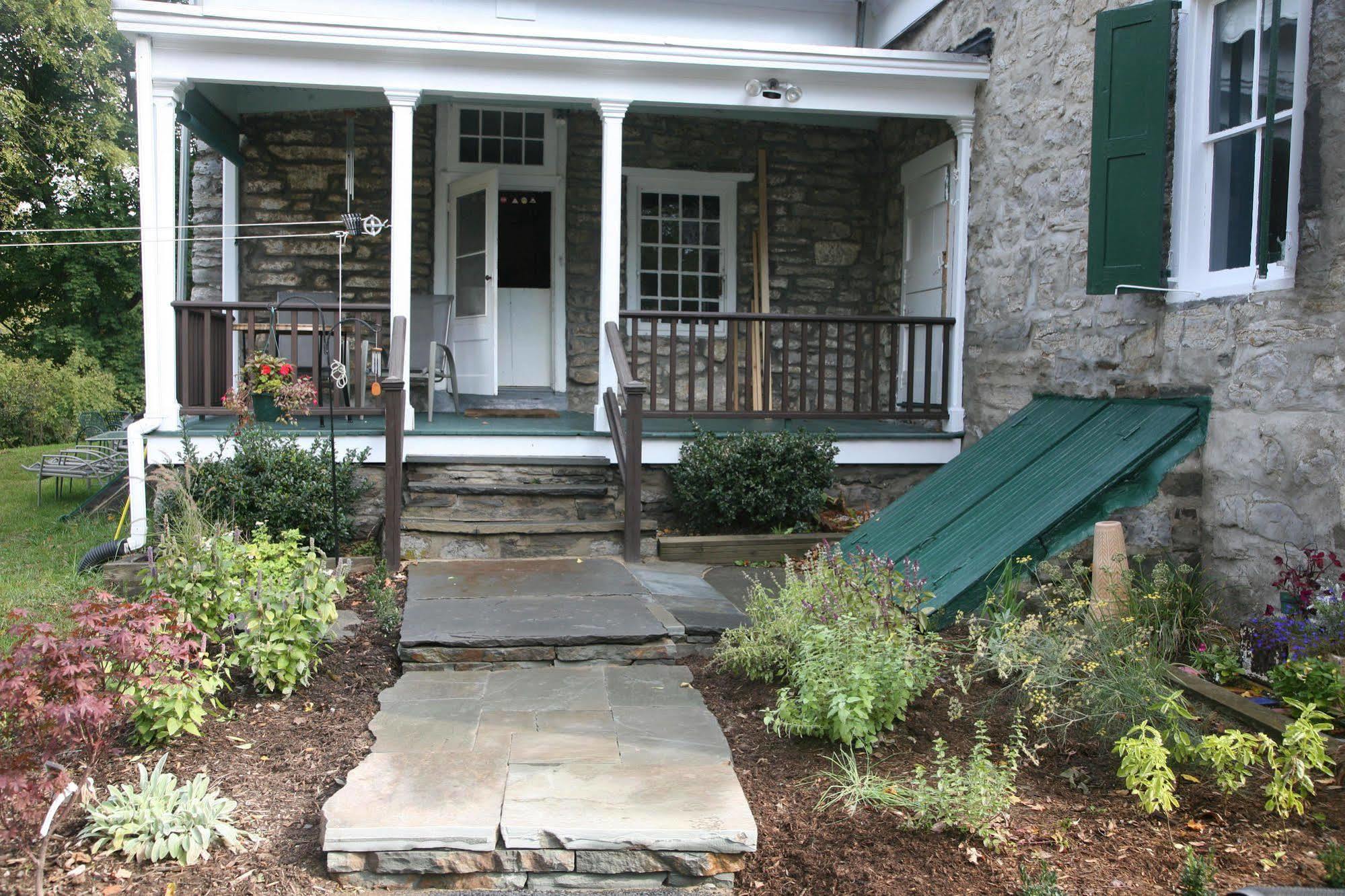 The Stone House Bed And Breakfast Hurley Екстер'єр фото