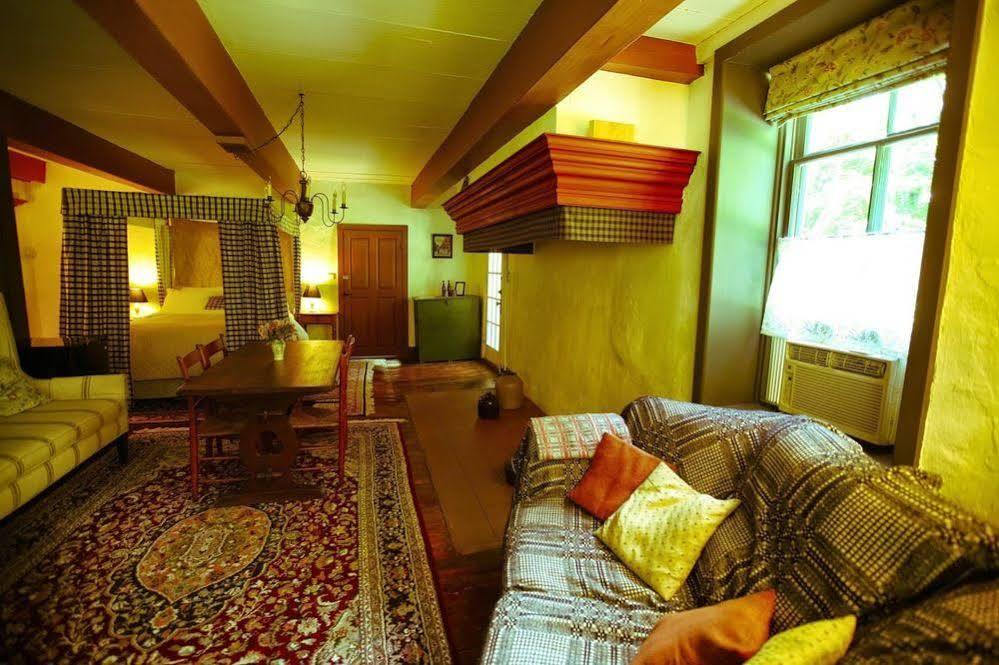The Stone House Bed And Breakfast Hurley Екстер'єр фото